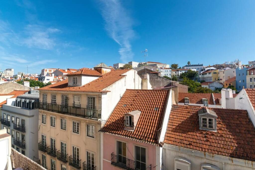 Av. Da Liberdade Comfortable Apt With Balcony Apartment Lisbon Exterior photo